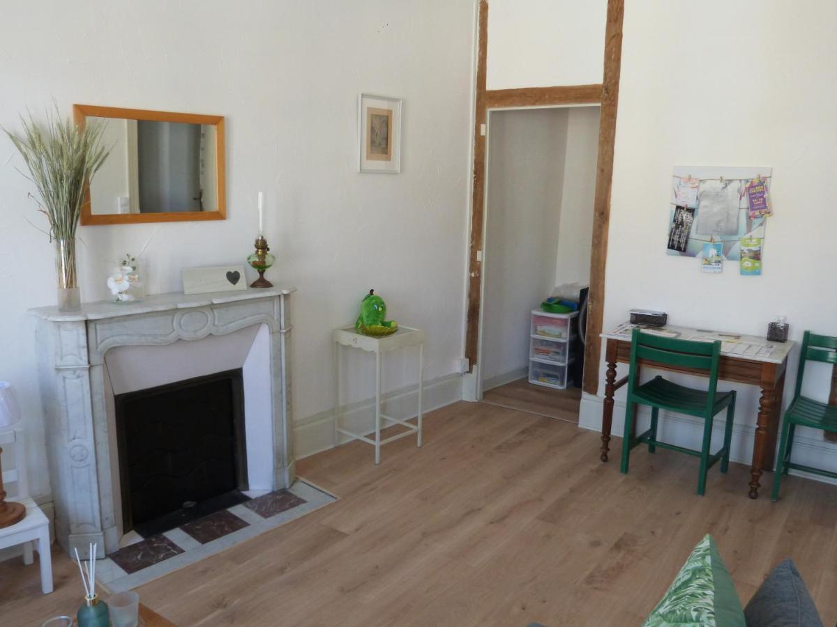 Le Compostelle Apartment อิสซูเดิง ภายนอก รูปภาพ